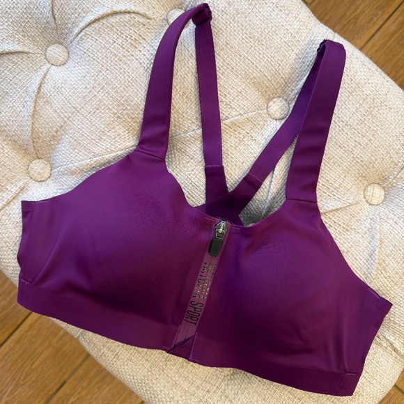 Victoria's Secret Tops - Victoria Sport Women’s Front Zip Purple Sports Bra Size 36B Incredible Knockout